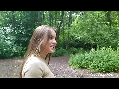 ❤️ Navrhol som Evelíne, aby sme si to rozdali na verejnom mieste! Povedala áno. Potom som ju jebala do zadku a vystriekala sa jej do úst. Potom sa vymočila. ️❌ Sex video na sk.oldsex.ru